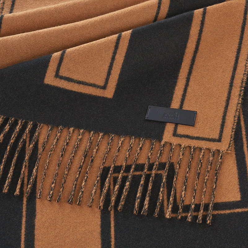 Casaque Clefs de H scarf - Grey | Hermès UK